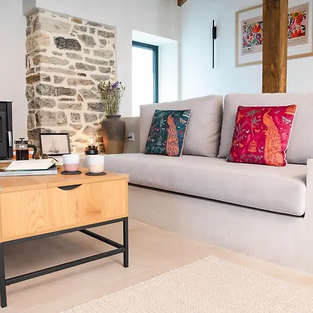 Lithodia - Λιθωδία Daire *