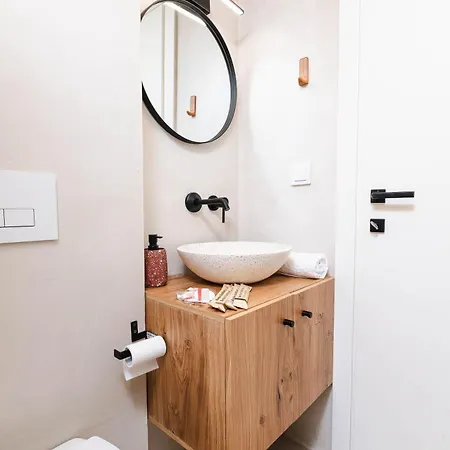 Lithodia - Λιθωδία Daire *