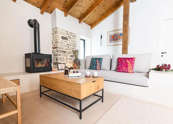 Lithodia - Λιθωδία * Cavala