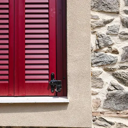 Lithodia - Λιθωδία كافالا