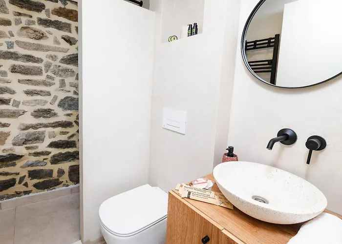 Lithodia - λιθωδία